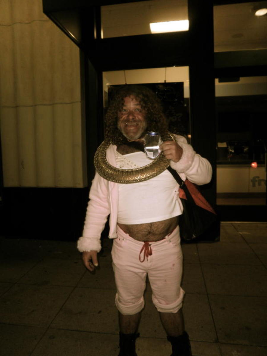 pb070037 Don't you just love all the eccentric homeless people downtown?