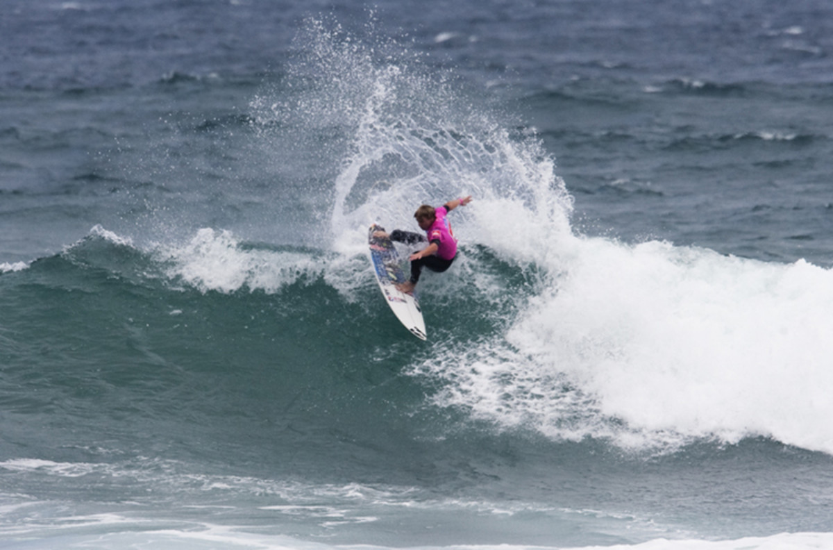 216 PacSun USA Surf Team Evan Thompson Photo: Surfing America/Billy Watts
