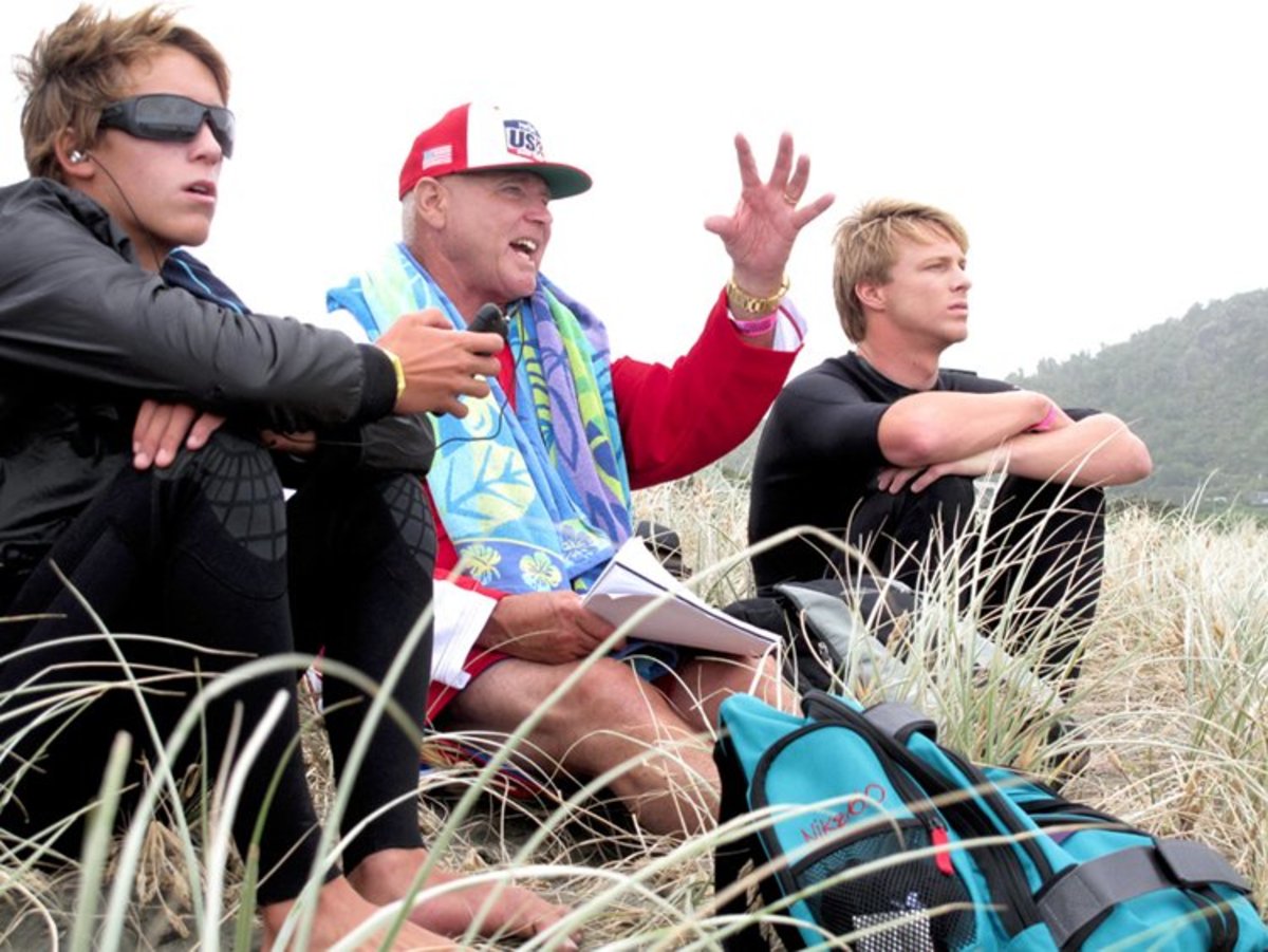 217 Evan G, Evan T, and Coach Cairns Photo: Surfing America/Billy Watts