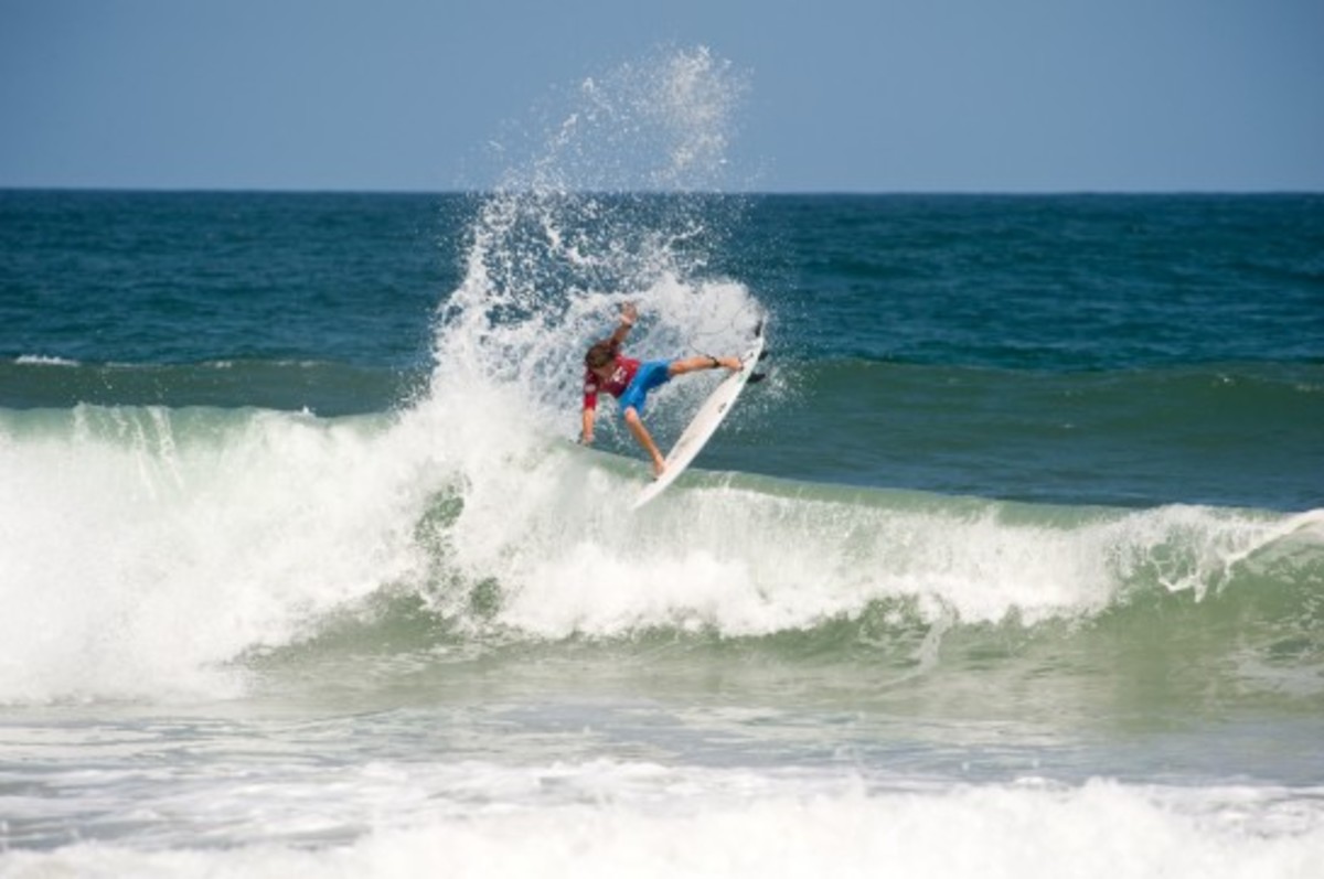 pullen-6459-545x3621 Cam goes for it.
