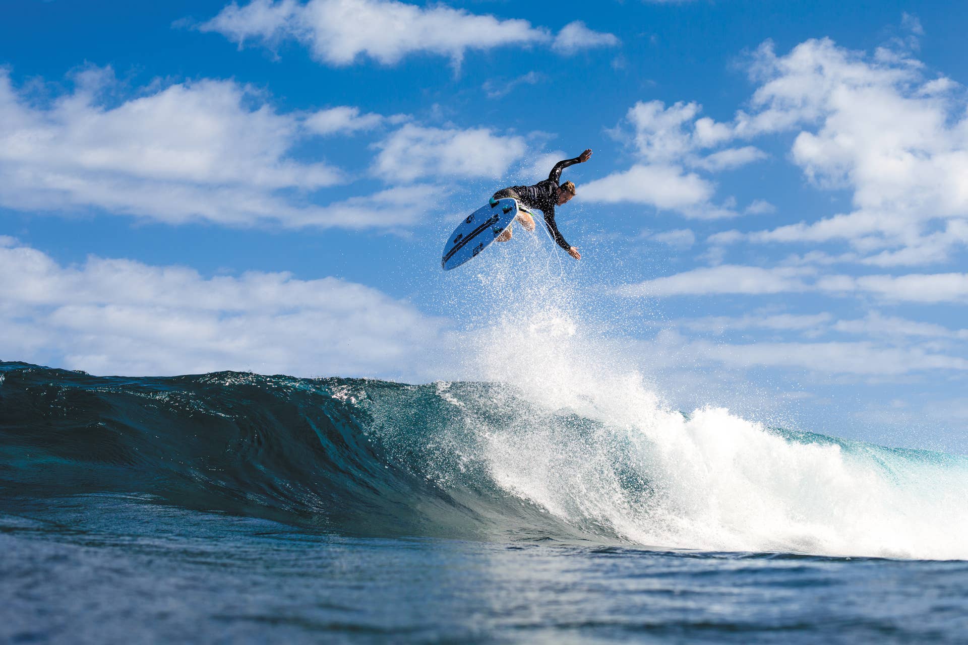 Dusty - Payne Surf – Surfer Magazine | from Album 紫 ダスティ