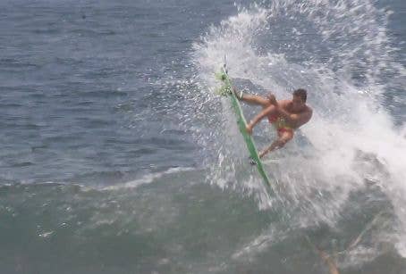 Jake Halstead + Skip McCullough // El Salvador // 5:06 - Surfer