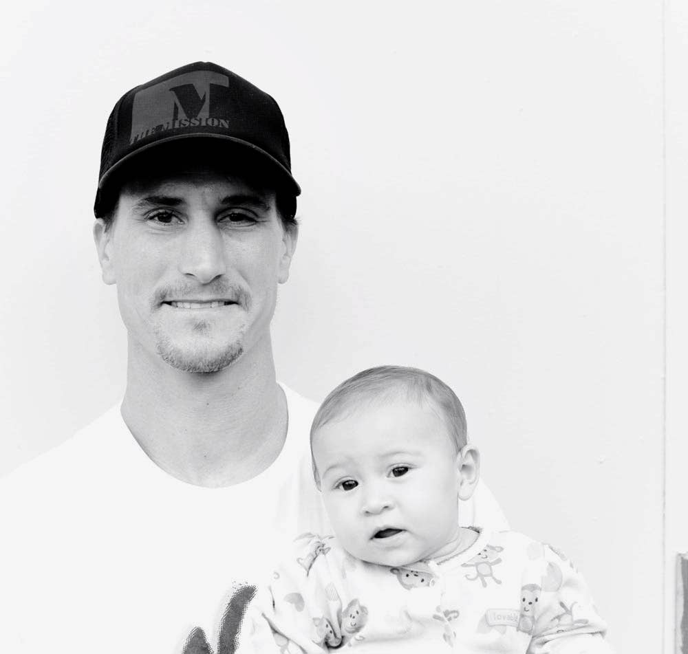Milosky Mettle Contender: Aaron Gold - Surfer