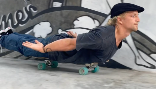 Kelly Slater Calls Out Surf Skaters for “Kookiness” - Surfer