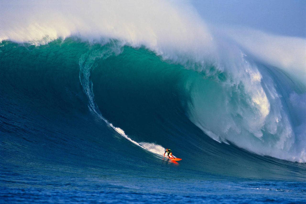 Maddix Alotis Stepped Up at Jaws, Enters 2025 Big Wave Challenge