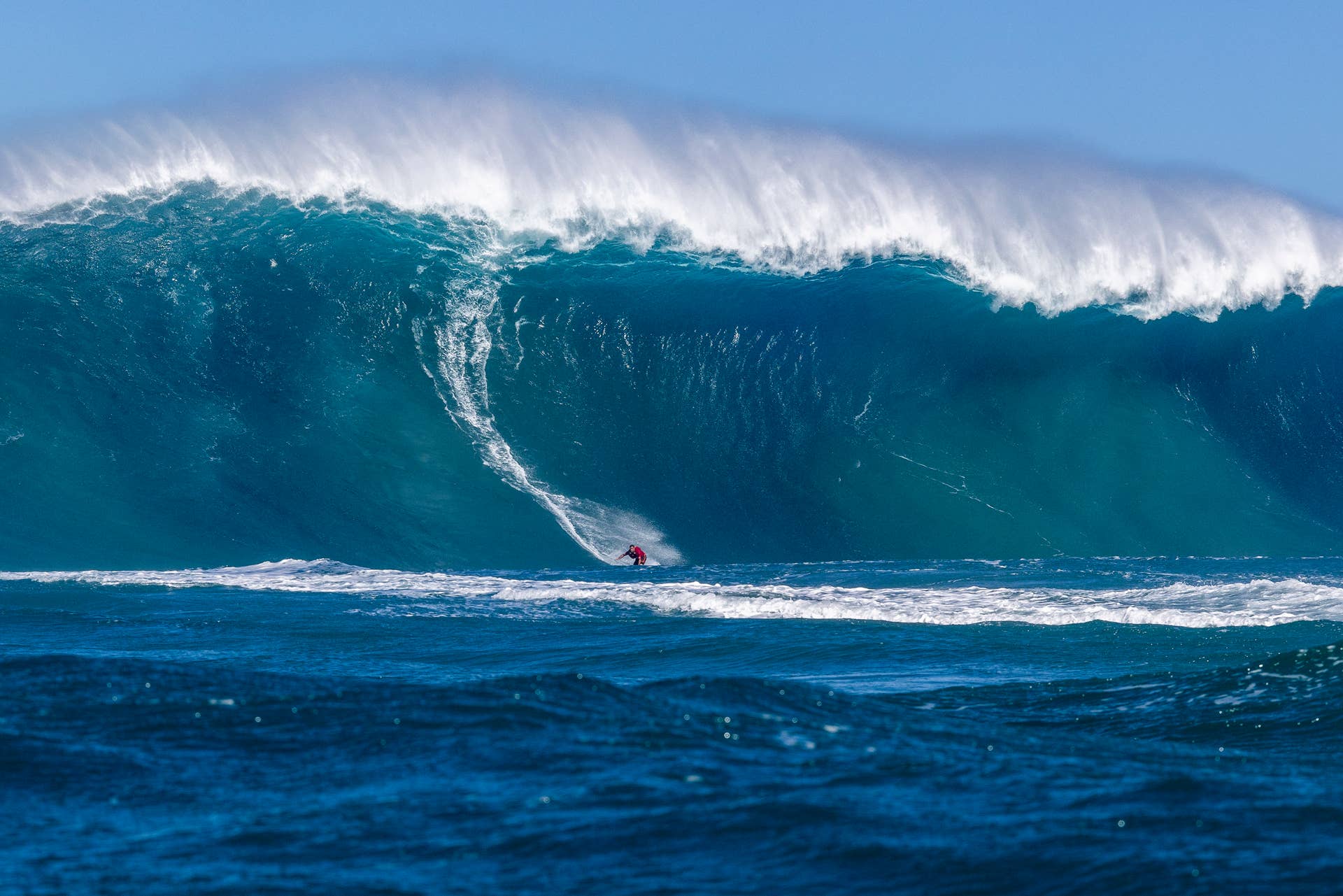 The Story of the Biggest Wave Ever Ridden at Jaws - Surfer