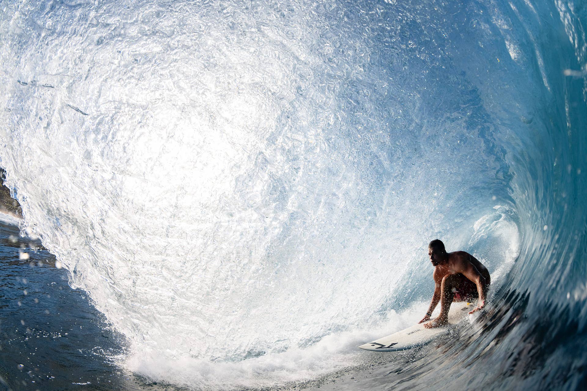 Gallery: North Shore Went Off for 3 Days Straight - Surfer