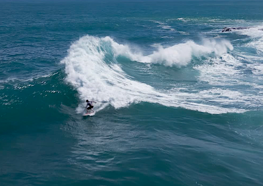 Surfers Score Bizarre 'Square Waves' in Puerto Rico (Video) - Surfer