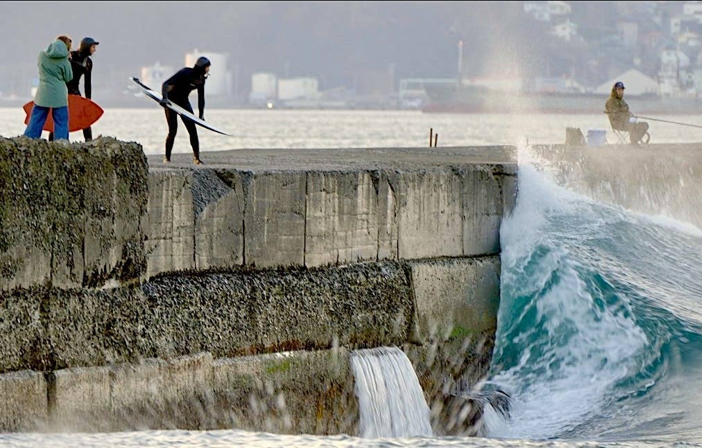 ♡partir SUPER WAVE♡ Rare Mutant Novelty Wave Surfed in Japan for First Time - Surfer
