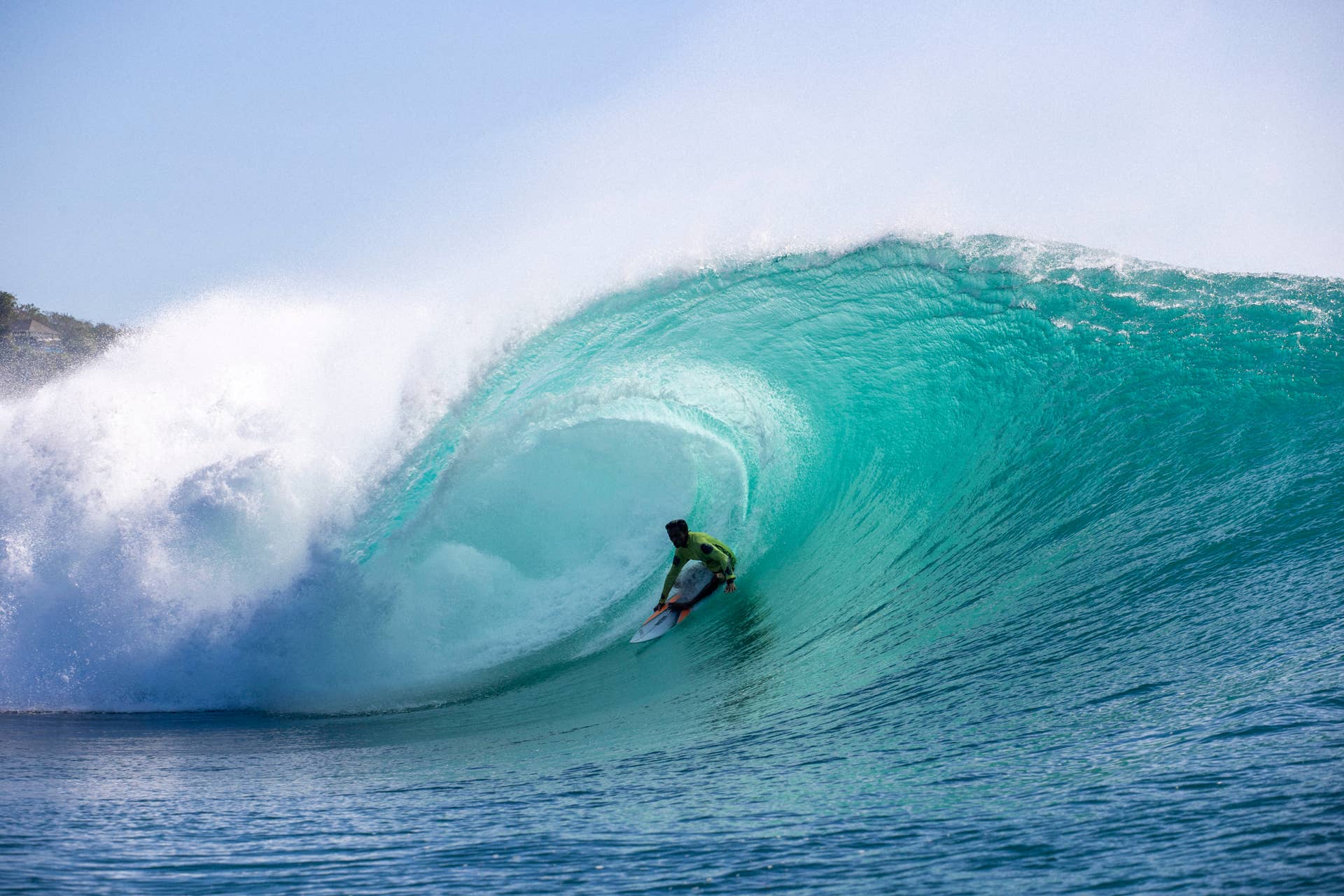 The Mountain and The Wave: The Quiksilver Story - Surfer