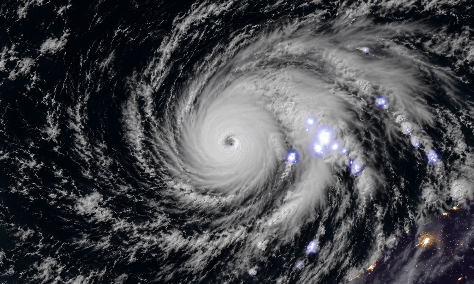 Lightning Exploding Out Hurricane Isaias Ignites Lightning Burst and 50-Foot Gulf Seas - Surfer