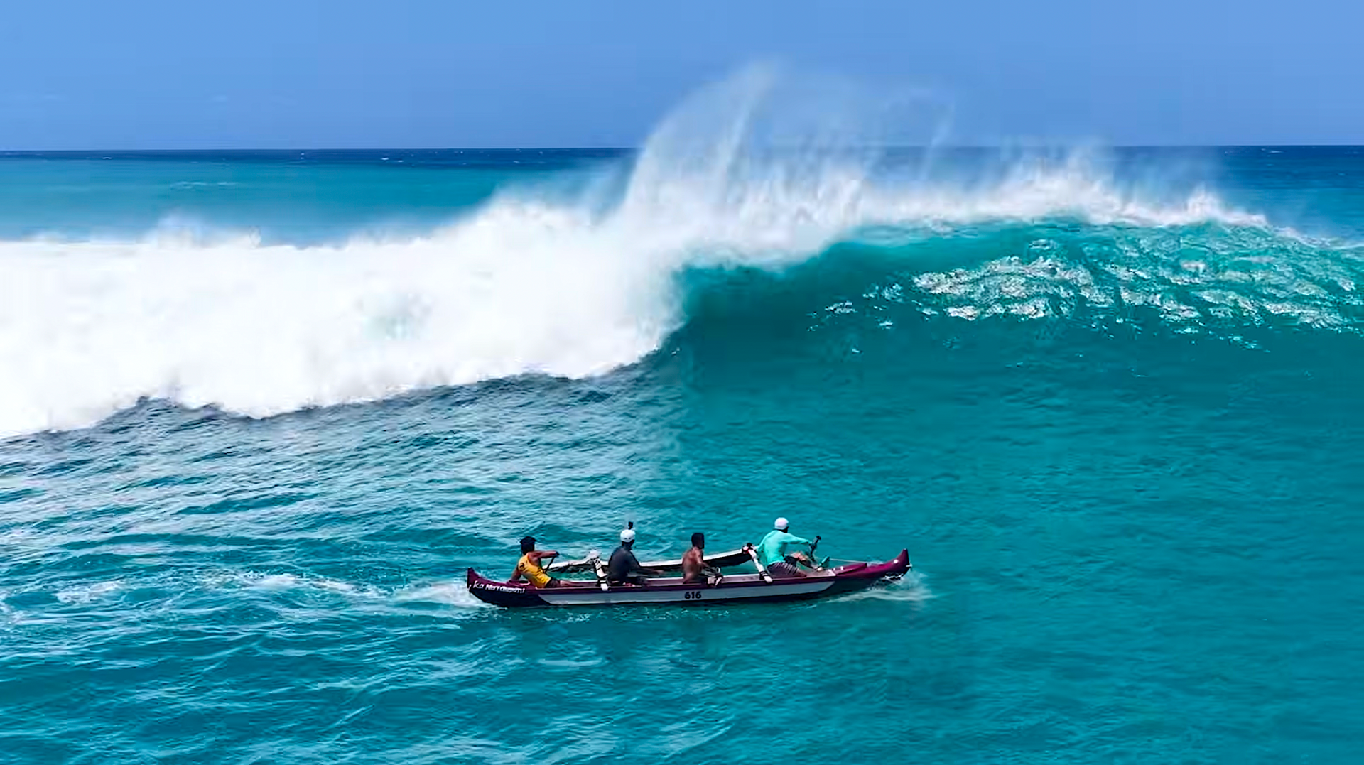 Wild Canoe Wipeout During Massive Hawaii Swell (Video) - Surfer