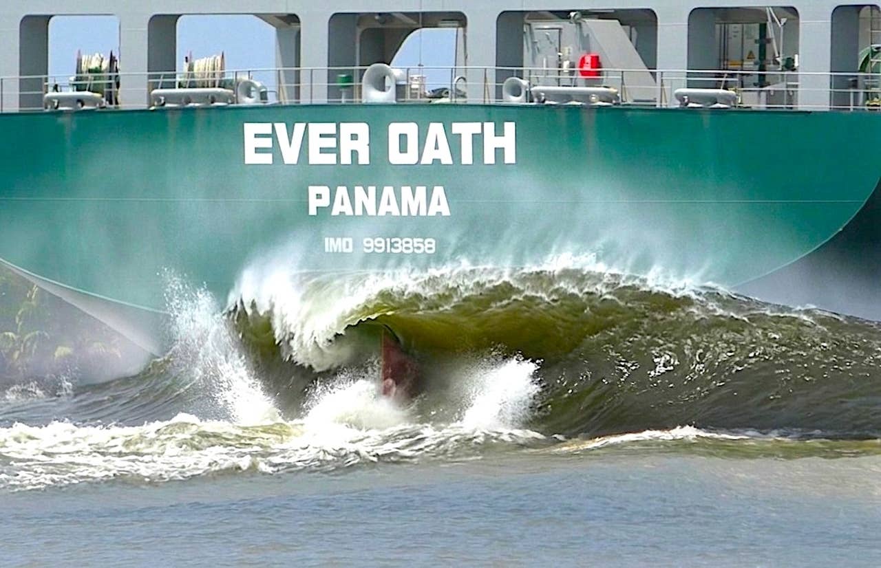 Mega Cargo Ship Creates Barreling Waves in Vietnam (Video) - Surfer
