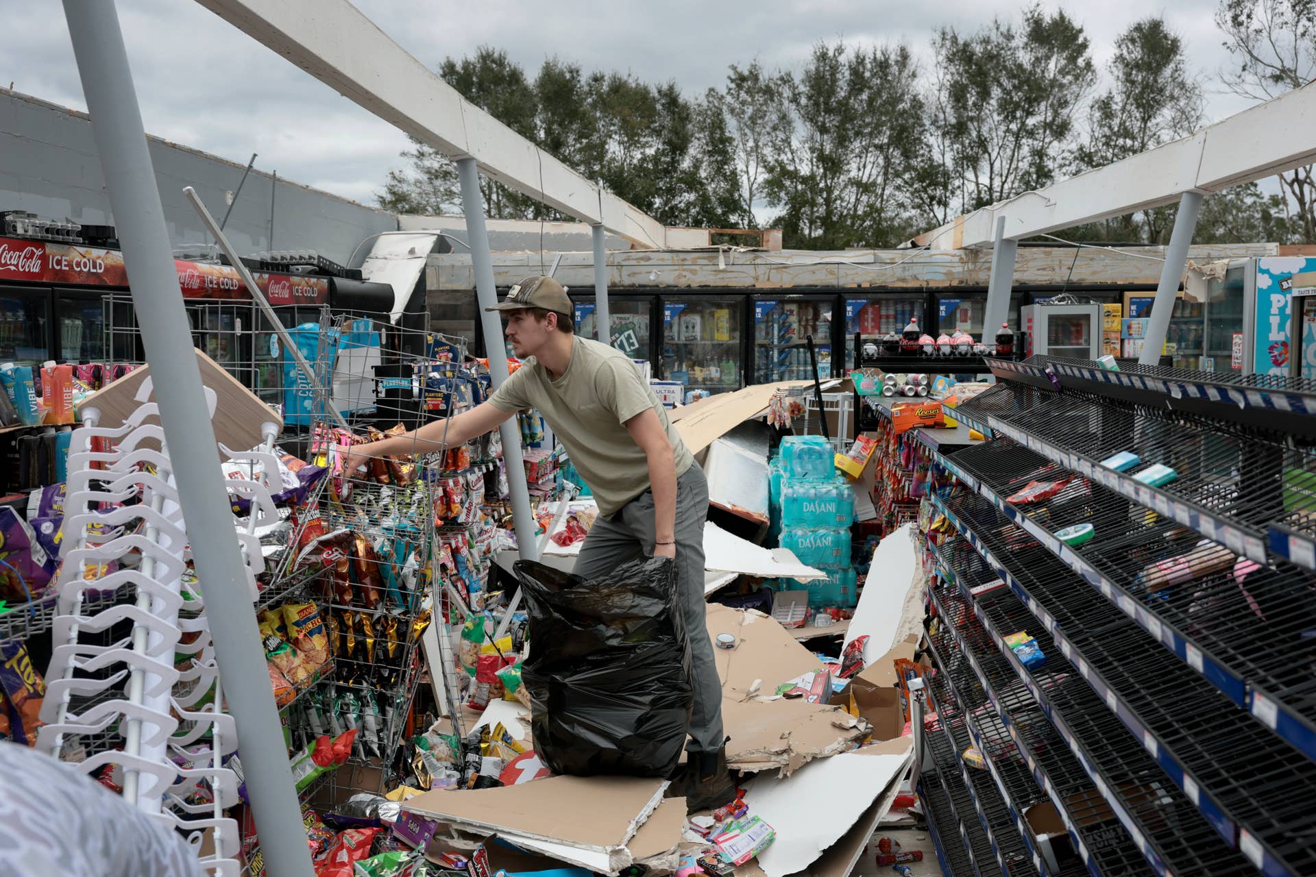 Hurricane Isaias: Deaths, Power Outages, and How to Help - Surfer