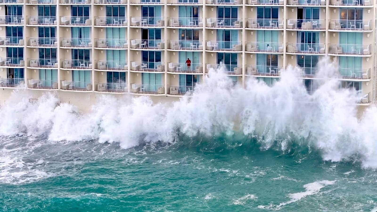 King Tides Pummel California’s Battered Coast as Super El Niño Surges (Video)