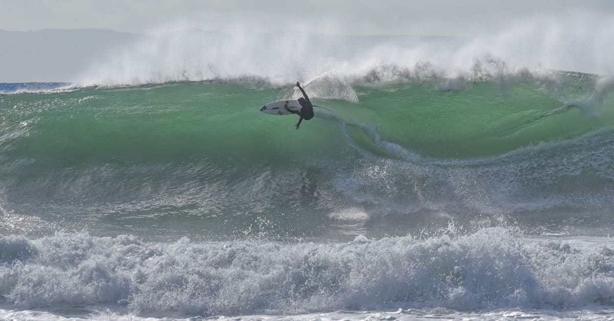 Gallery: California Dreaming As Epic New Year's Swell Lights Up Rincon -  Surfer USBRC