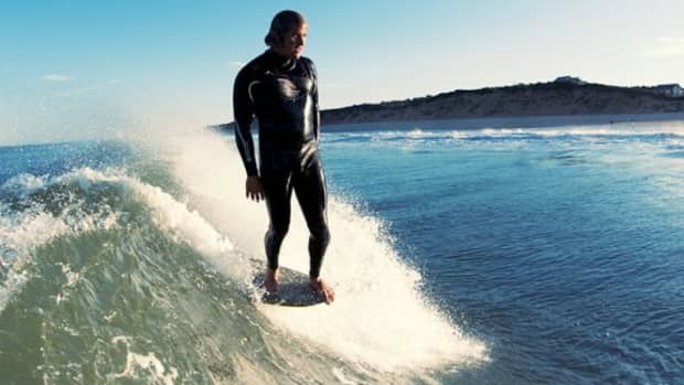 RHYTHM Clothing Surfer