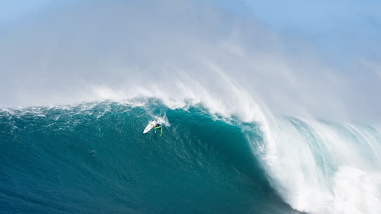 Big wave online surfing wipeouts