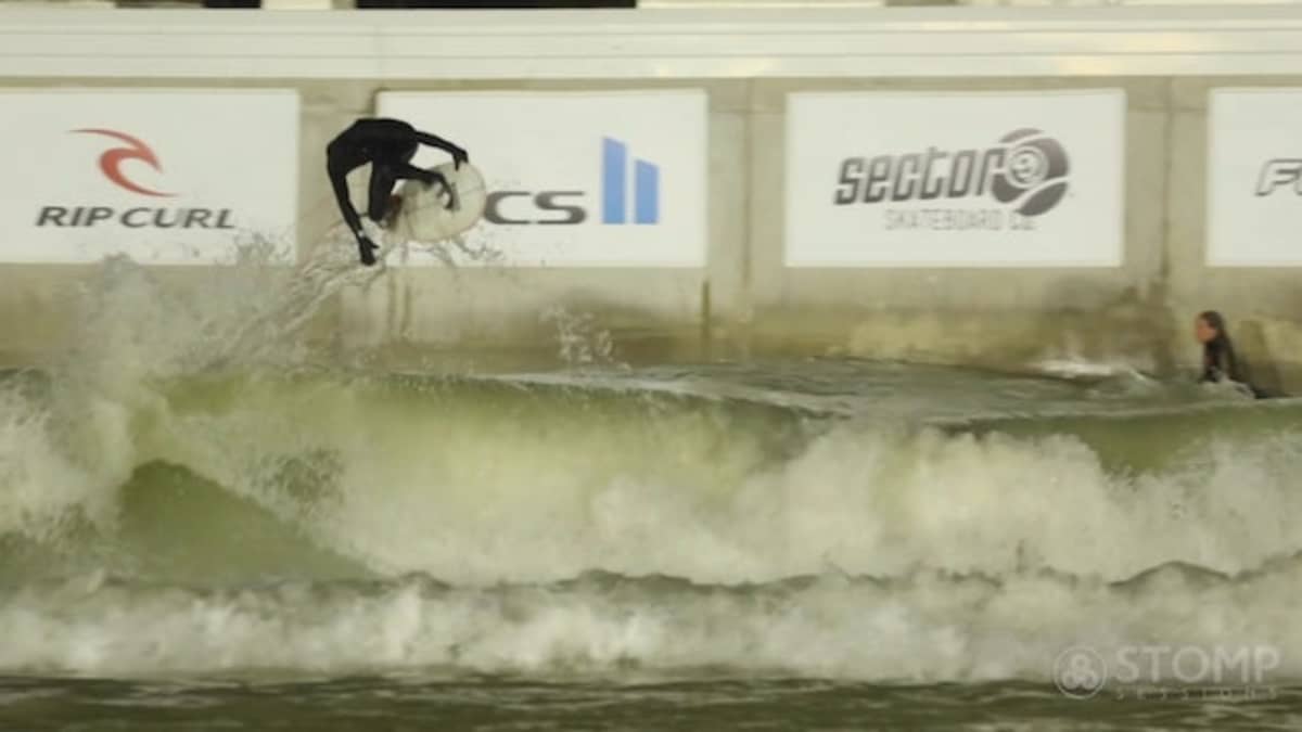 Backside air outlet surfing
