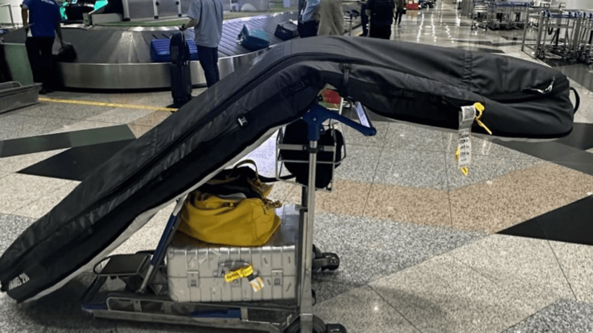 Klm broken luggage outlet