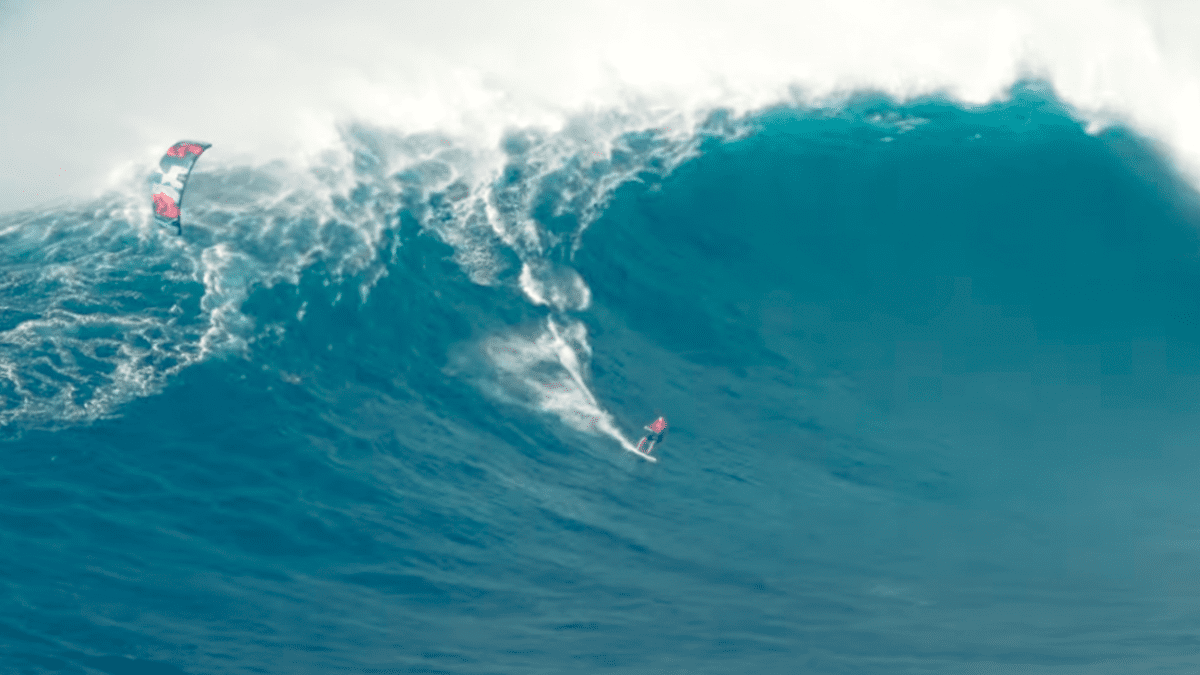 Watch The Guinness World Record for Biggest Wave Ever Kitesurfed