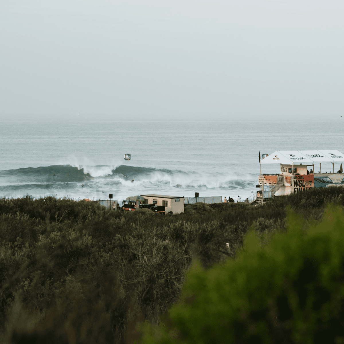 Photos: WSL Finals are a swell time - Los Angeles Times