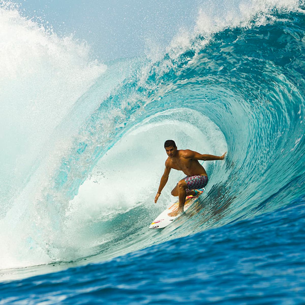Teahupoo surf clearance
