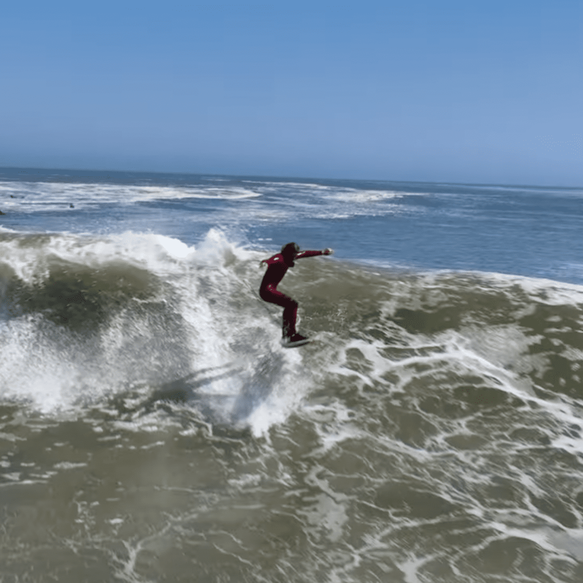 Watch Kelly Slater Koa Smith Surf Pumping Skeleton Bay Surfer