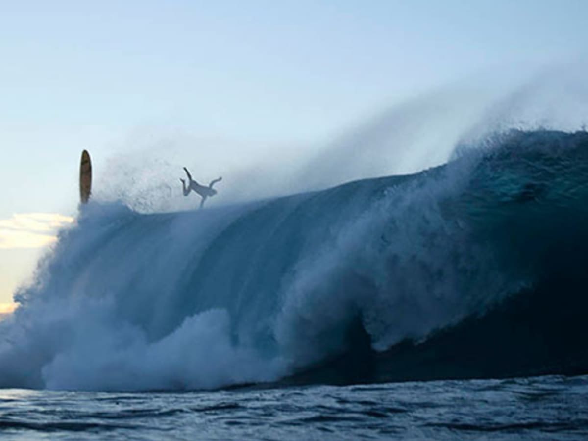 Biggest waves at online the wedge