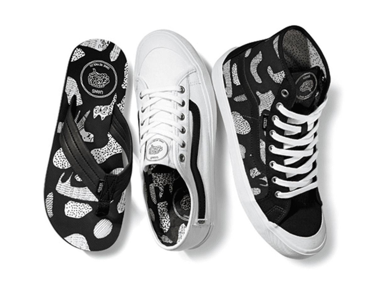 Vans all black online 2015