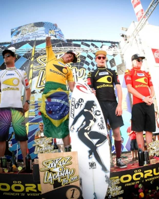 Kolohe Andino Wins the ASP 6-Star SuperSurf Internacional in Brazil - Surf  Guru Surf News