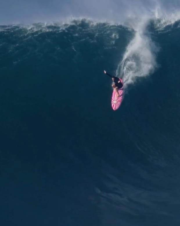 Surfers Work for Gender Equality in the World's Most Famous Waves - The New  York Times