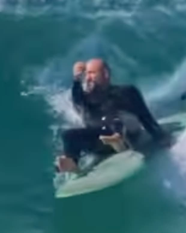 Sterling Spencer Posts Super Weird and Hilarious Tom Cruise Surfing