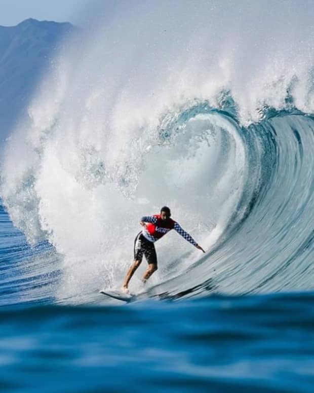 John John Florence, Moana Jones Wong Win the 2023 Pipe Masters Surfer