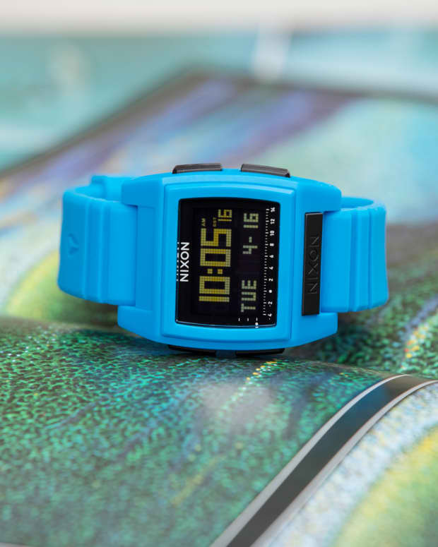 Vestal surf watch store