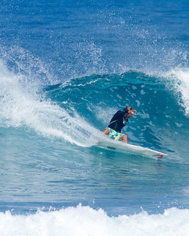 INTRODUCING AULTA WATCHES Surfer