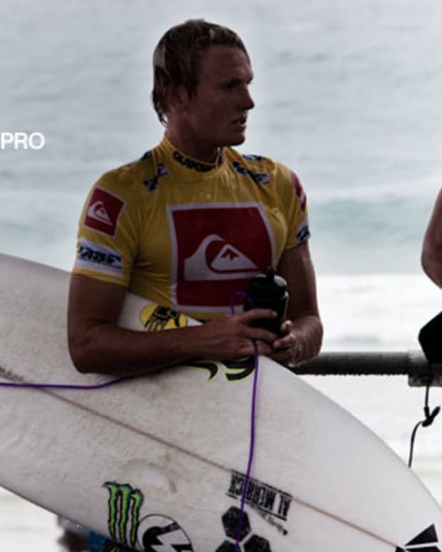 Quiksilver store surf team