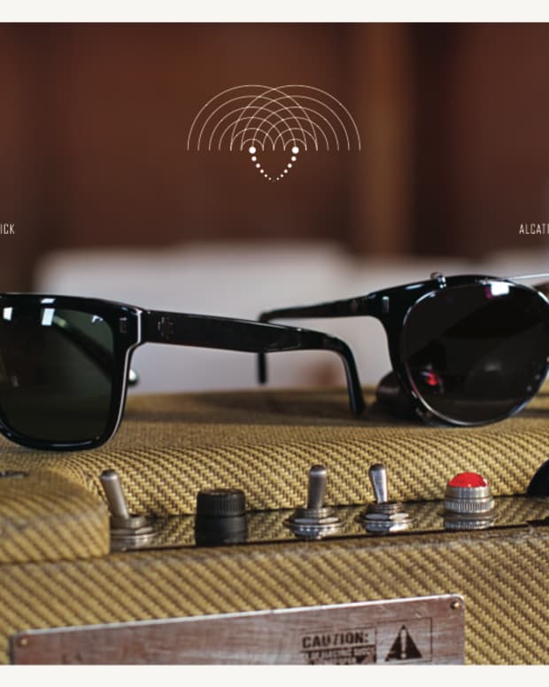 Spy sunglasses encinitas deals