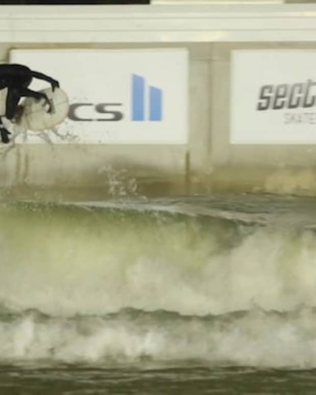 Learn How To Backside Air Reverse in 5 Steps with Pro Surfer Josh