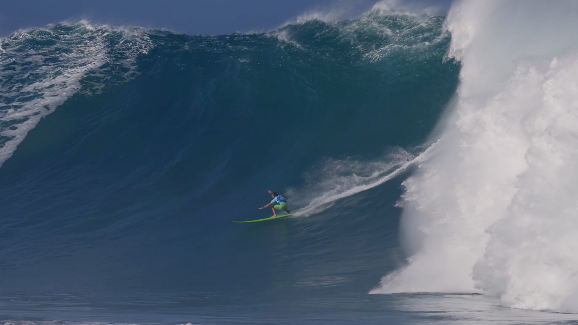 Eddie Winner Rides Another Huge Waimea Bay Wave - Surfer