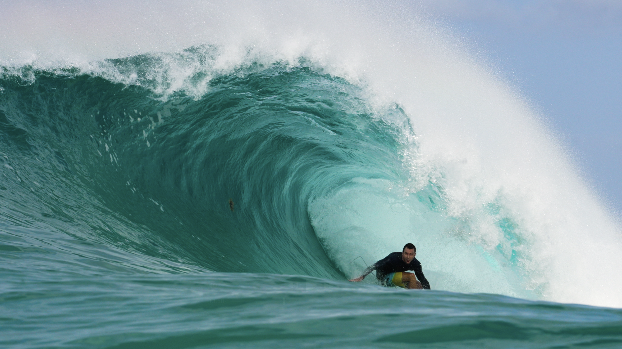 Surf Rock - Surfing with Music - surfers - surfing lovers