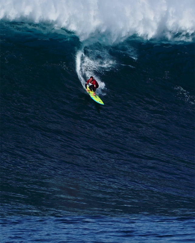 The Thriller at Killers Big-Wave Contest Video Winners - Surfer