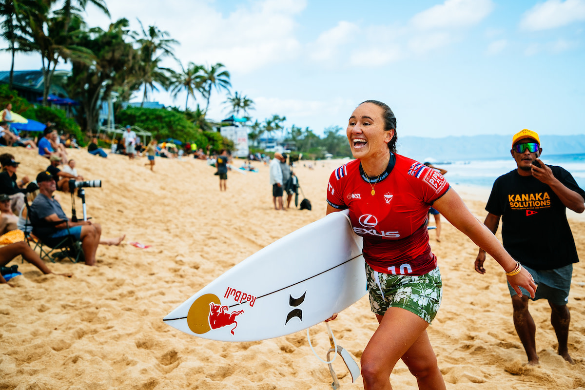 Carissa Moore Kicks Off Pro Surfing Swan Song with a Loss at Pipeline Video