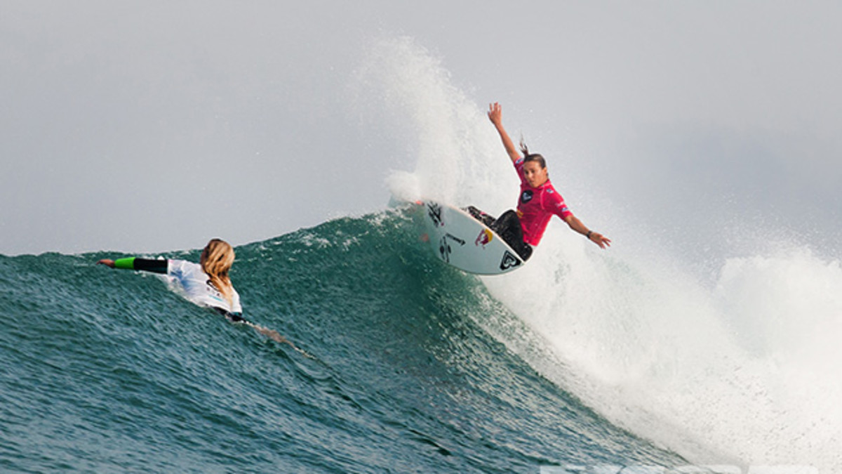 Sally Wins the Roxy Pro - Surfer