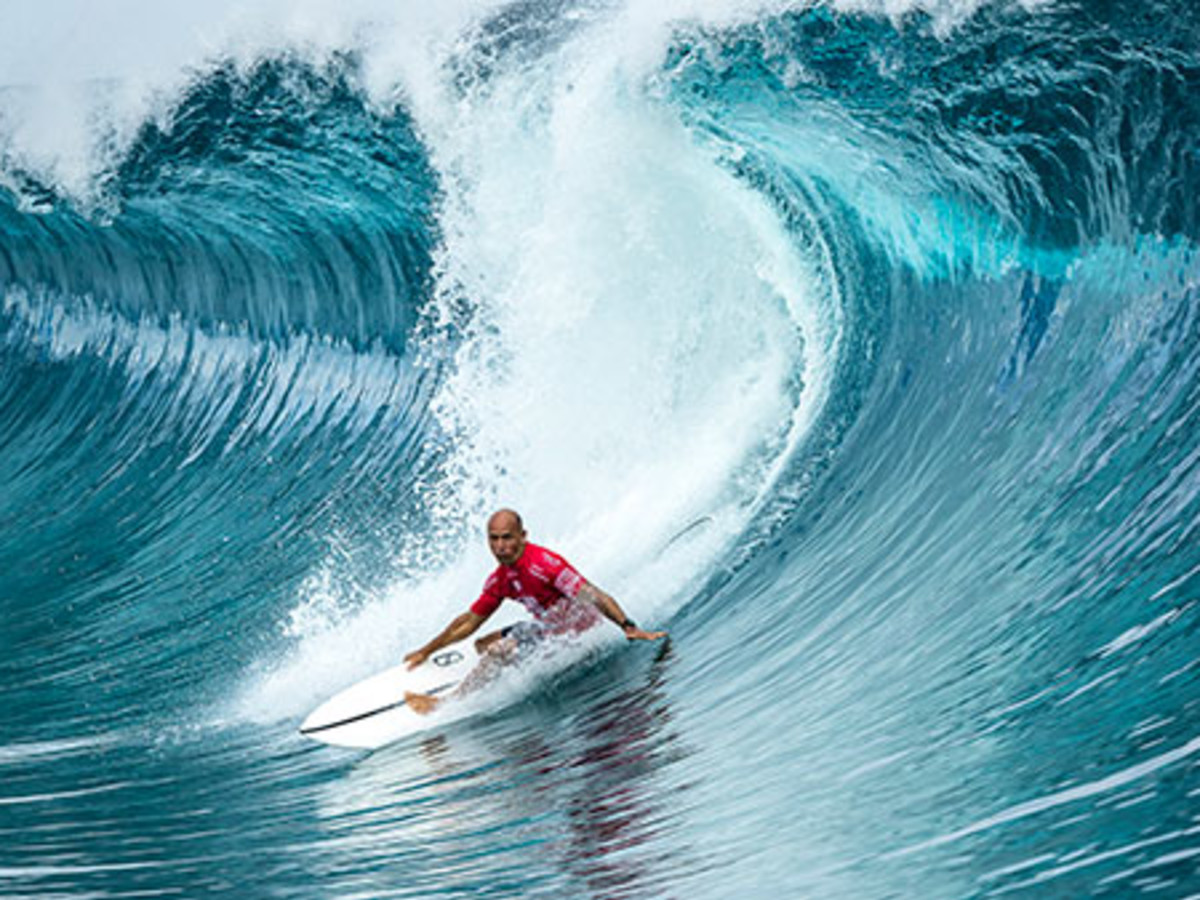 Kelly Slater Wins The Billabong Pro Tahiti - Surfer