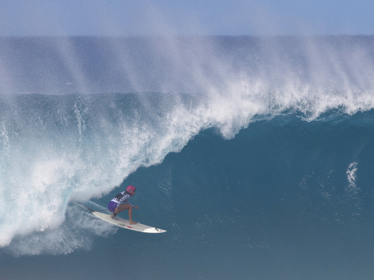 VANSノースショア　ハワイ2024 パイプマスターズ　ビーチタオル The North Shore Welcomes Back the Vans Pipe Masters