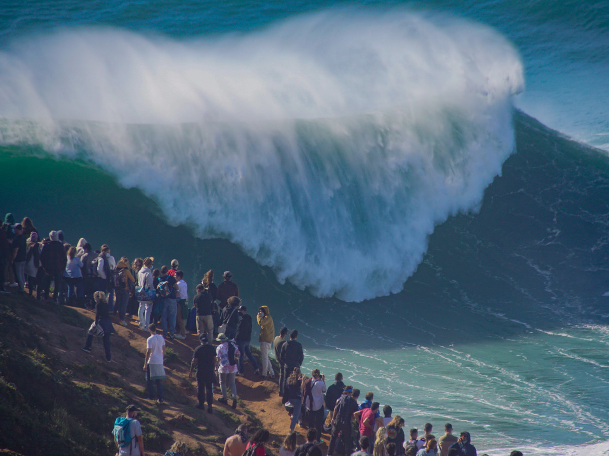 Nazaré to Host First Surf Film Festival on December 28 - Surfer