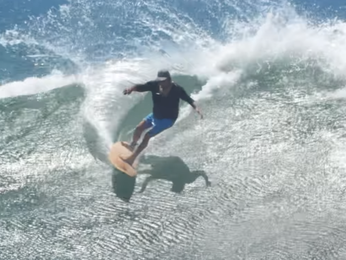 Tom Curren Rides Wood Surfboard and Scores in El Salvador - Surfer