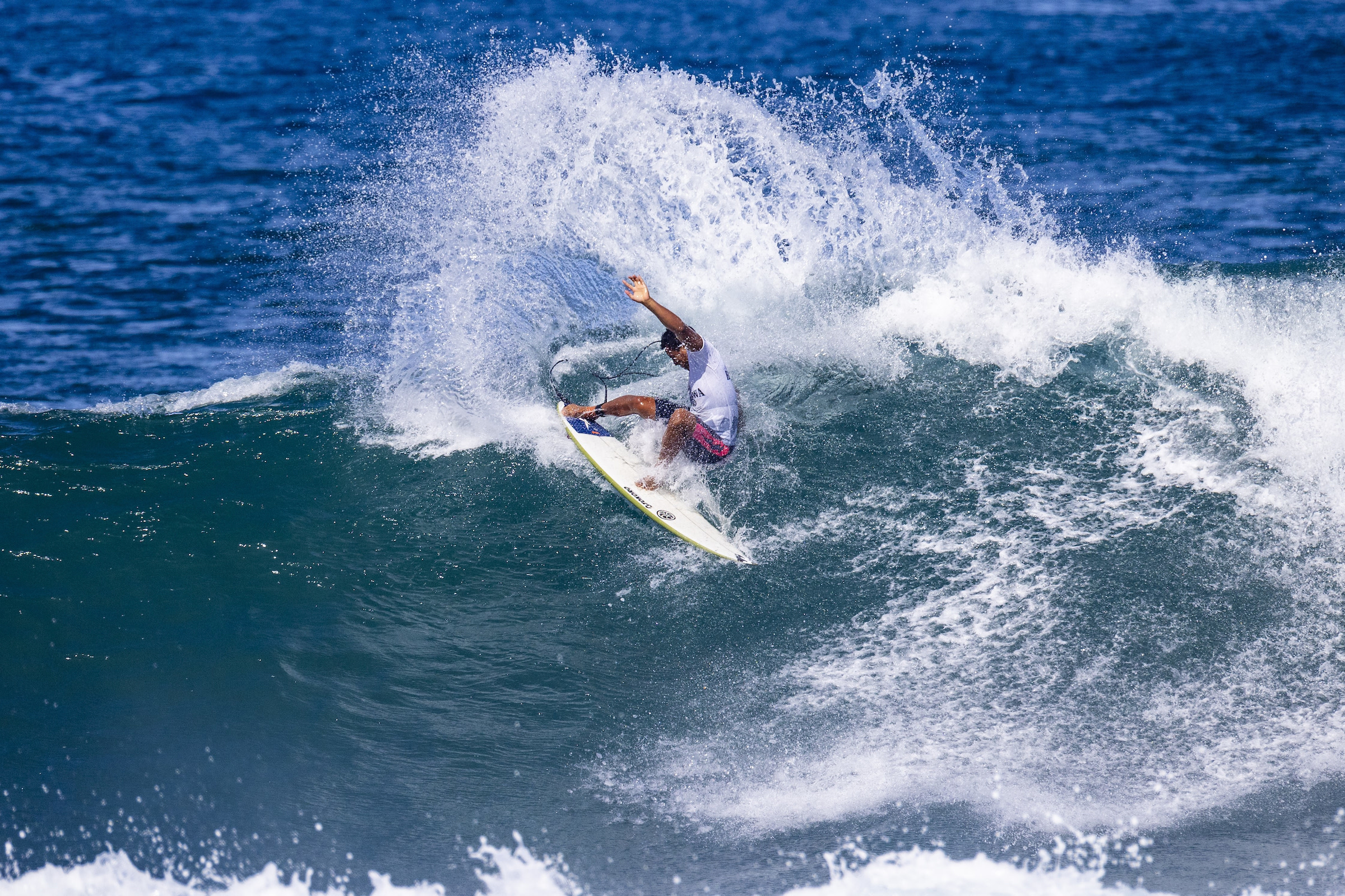 Josh Moniz, Zoe McDougall Earn First WSL Wins Since 2018 - Surfer
