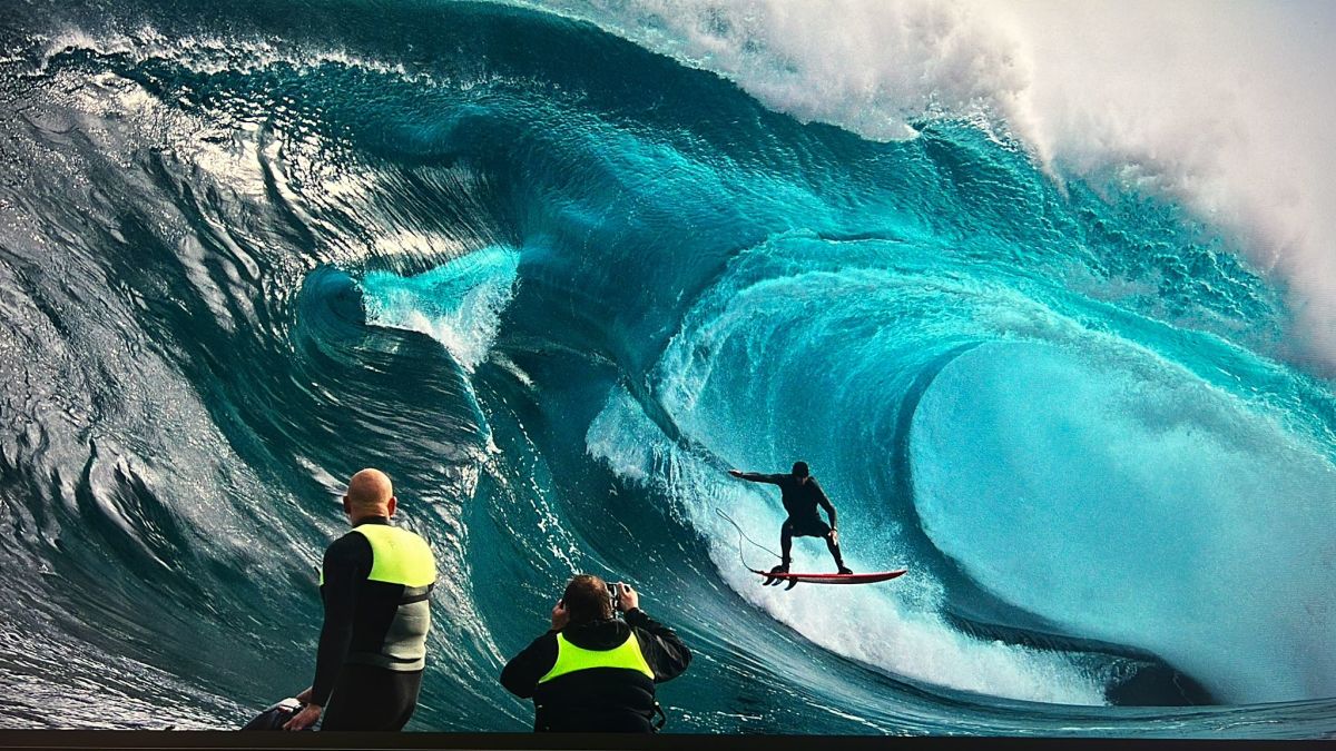 When Shipstern Bluff Lights Up, The Footage Never Disappoints (Watch)